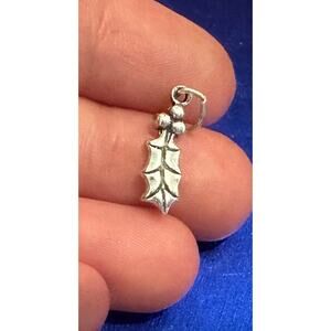 Sterling Silver Holly Berry Leaf Charm, Sterling Silver Holly Leaf Pendant